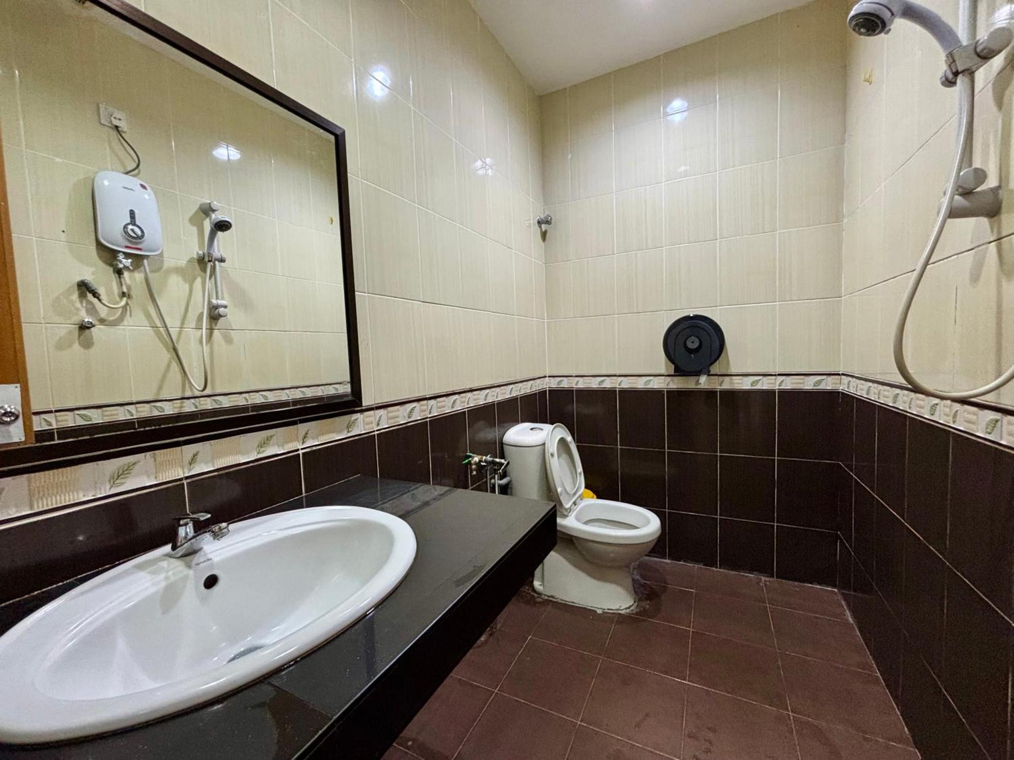 Meng Meng Guesthouse كوانتان المظهر الخارجي الصورة