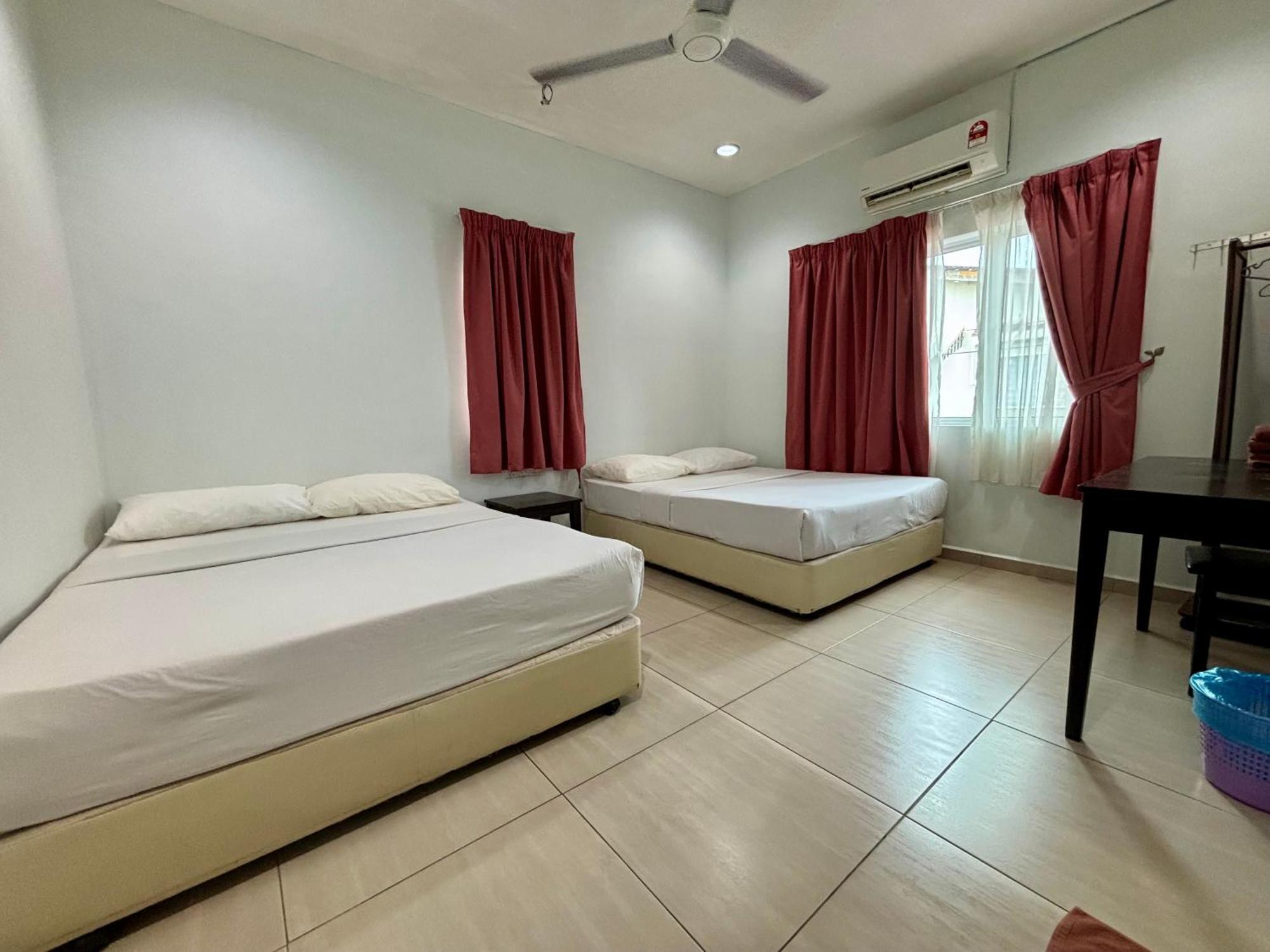 Meng Meng Guesthouse كوانتان المظهر الخارجي الصورة