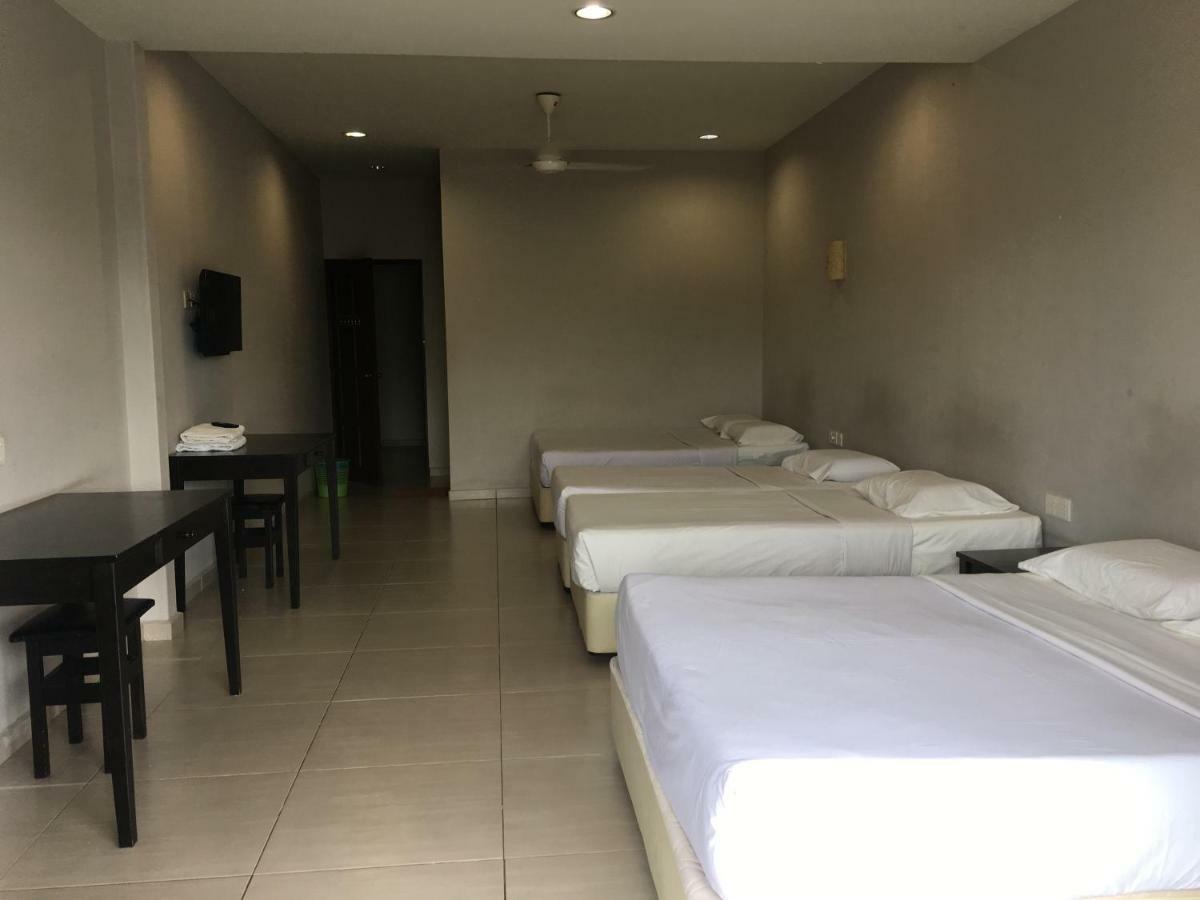 Meng Meng Guesthouse كوانتان المظهر الخارجي الصورة